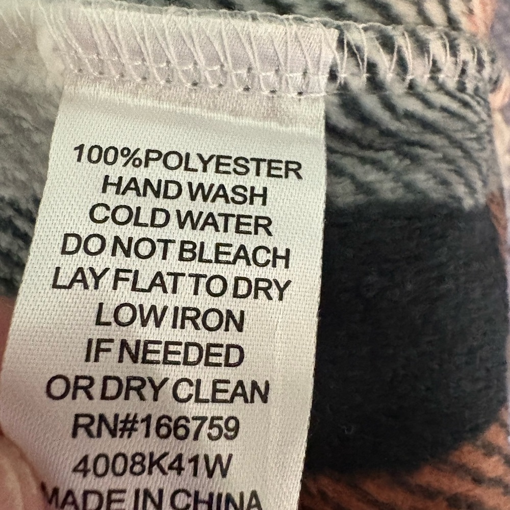 Absolutely Famous NWT Plaid Knit long Jacket/2 front pockets Size 1X - Picture 8 of 12